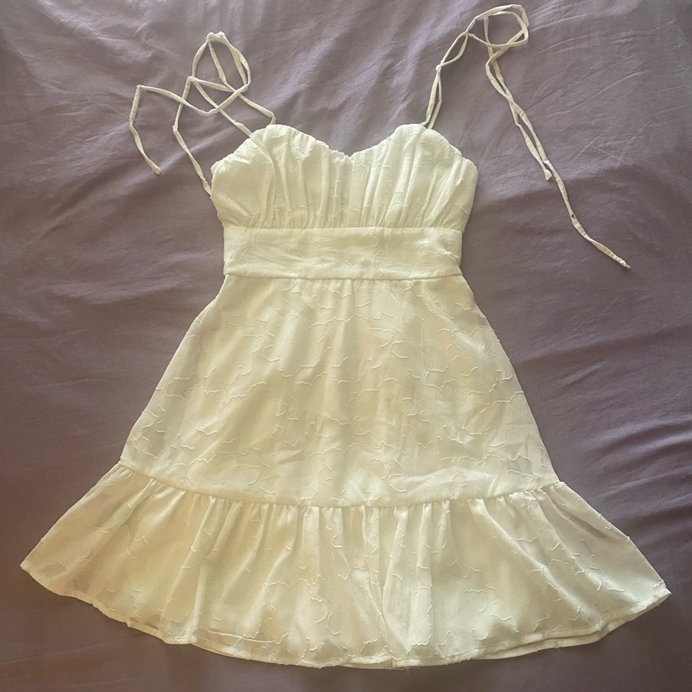 pretty white dress